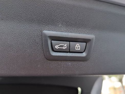 Used 2023 BMW X4 M40i w/ Premium Package image 26