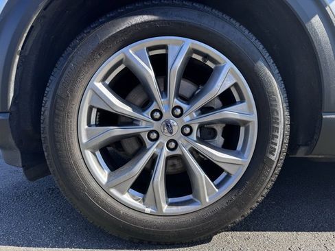 Used 2022 Ford Explorer Limited w/ Equipment Group 301A image 24