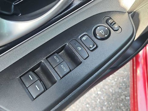 Used 2021 Honda CR-V EX image 15