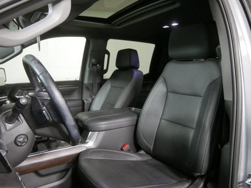 Used 2023 GMC Sierra 1500 SLT w/ SLT Premium Package AWD/4WD image 11