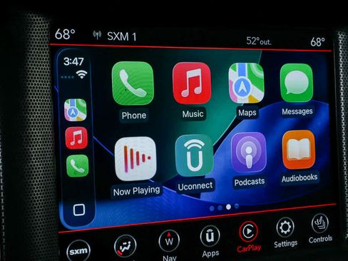 Used 2018 Dodge Charger R/T w/ Plus Group image 16