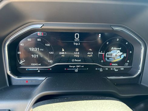 Used 2025 GMC Sierra 2500 AT4 w/ AT4 Premium Plus Package AWD/4WD image 25