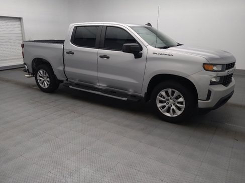 Used 2020 Chevrolet Silverado 1500 Custom w/ Custom Value Package RWD image 11