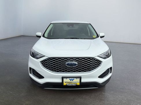 Used 2024 Ford Edge SEL image 8