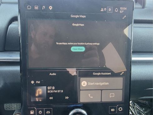 Used 2025 GMC Terrain Elevation w/ Black Edition image 17