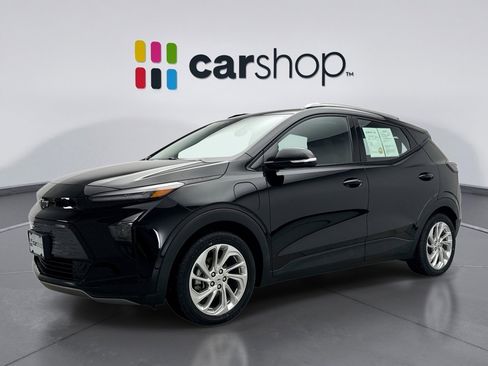Used 2023 Chevrolet Bolt EUV LT w/ Driver Confidence Package image 1