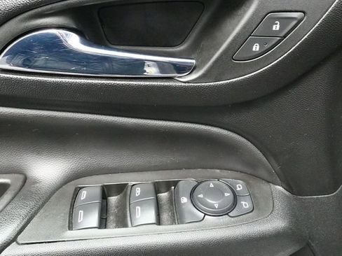 Used 2022 Chevrolet Equinox LT AWD/4WD image 16