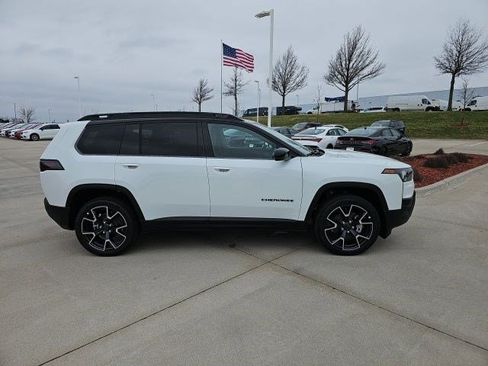 New 2026 Jeep Cherokee Overland AWD/4WD image 7