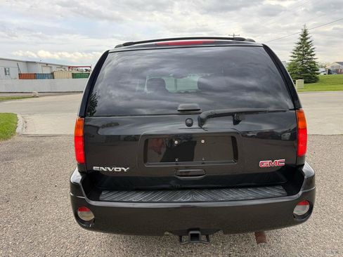 Used 2009 GMC Envoy SLE w/ Sun And Sound Package AWD/4WD image 6