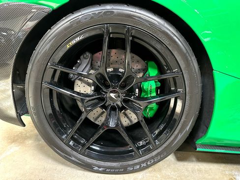 Used 2022 McLaren 765LT image 39