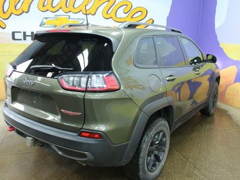 Used 2020 Jeep Cherokee Trailhawk w/ Comfort & Convenience Group AWD/4WD image 8