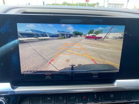 Used 2022 GMC Sierra 1500 Elevation AWD/4WD image 25