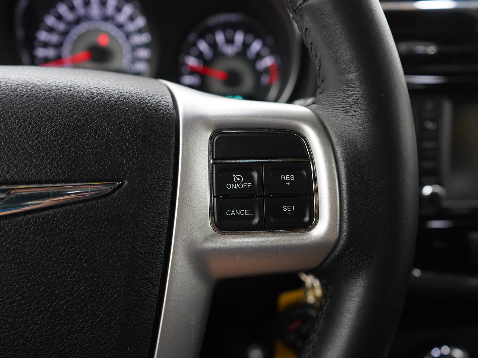 Used 2012 Chrysler 200 Touring w/ Cold Weather Group FWD image 21