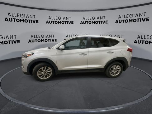 Used 2016 Hyundai Tucson SE image 7