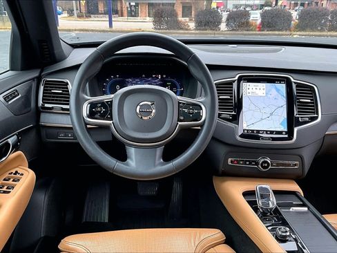 Used 2023 Volvo XC90 T8 Ultimate image 6