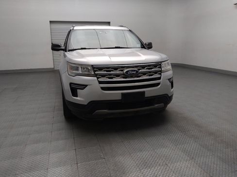 Used 2018 Ford Explorer XLT FWD image 14