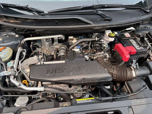 Used 2026 Nissan Rogue SL AWD/4WD image 30