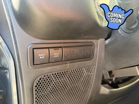 Used 2014 Jeep Wrangler Rubicon w/ Power Convenience Group AWD/4WD image 18