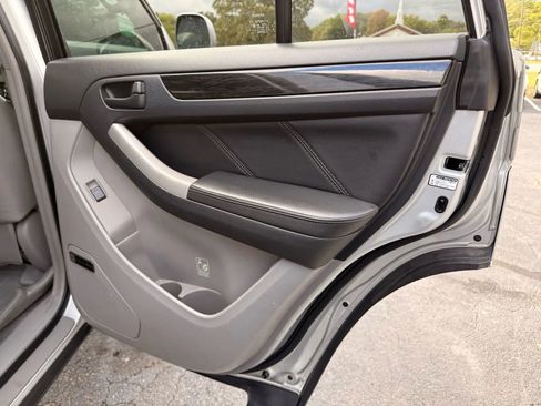 Used 2008 Toyota 4Runner Limited image 19