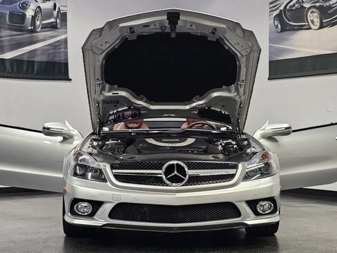 Used 2009 Mercedes-Benz SL 550 image 7