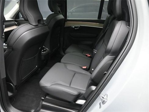 Used 2025 Volvo XC90 B5 Core w/ Protection Package image 21