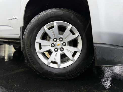 Used 2019 Chevrolet Colorado LT w/ LT Convenience Package image 8