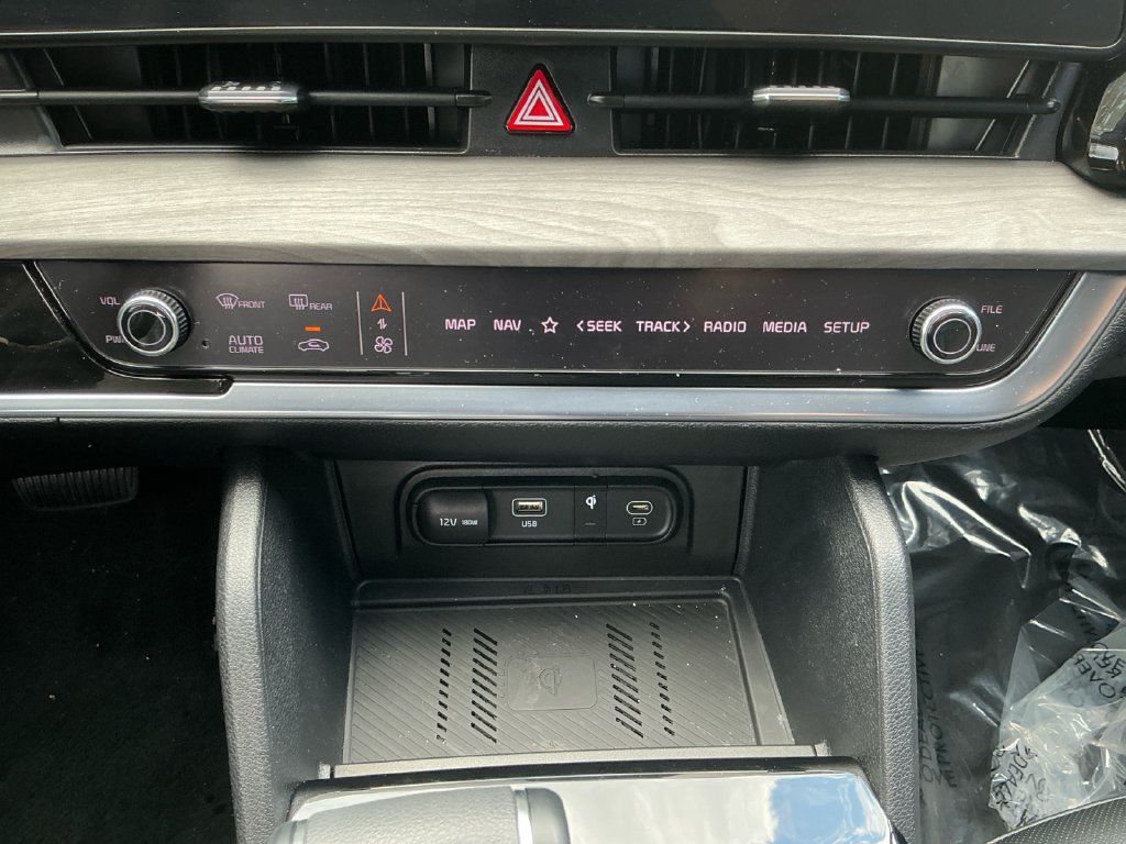 Used 2025 Kia Sportage X-Line w/ Premium Package AWD/4WD image 22