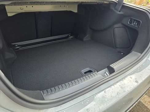 New 2026 Mercedes-Benz E 350 4MATIC Sedan image 21