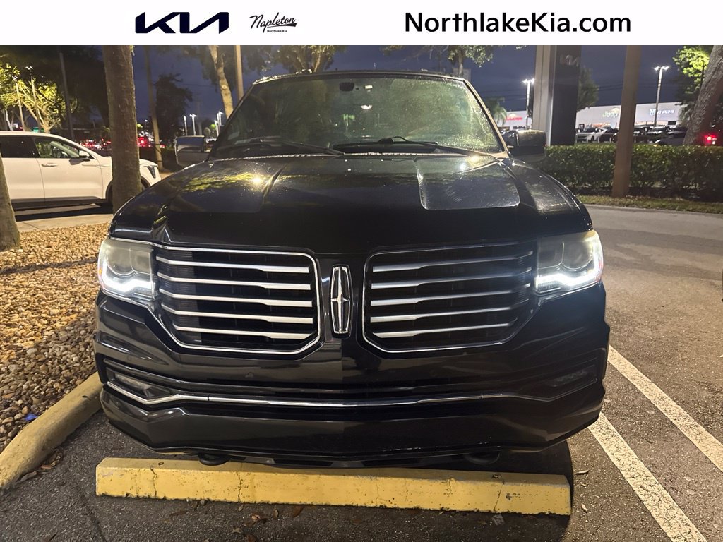 Used 2017 Lincoln Navigator L Select RWD image 1
