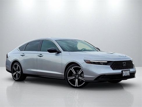 Used 2024 Honda Accord Sport image 1