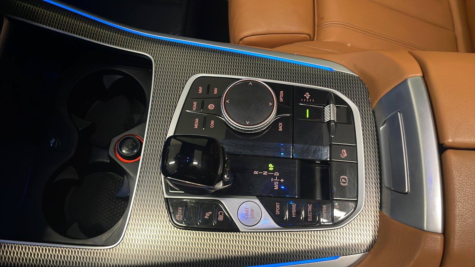 Used 2022 BMW X5 xDrive45e w/ M Sport Package AWD/4WD image 19