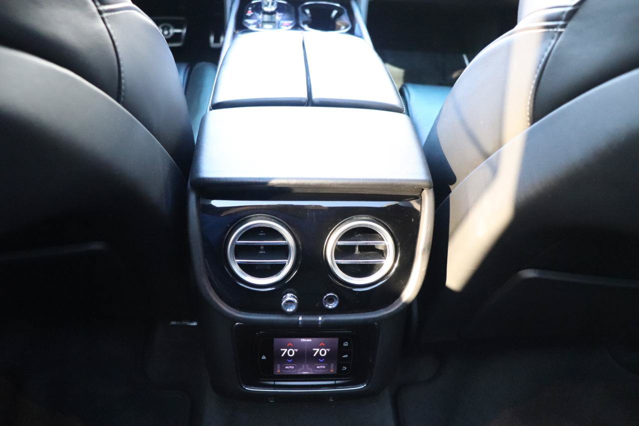 Used 2018 Bentley Bentayga AWD/4WD image 22