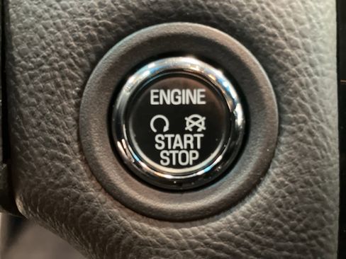 Used 2019 Ford Taurus Limited image 20