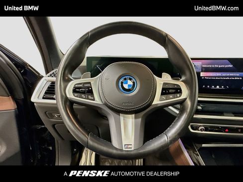 Used 2024 BMW X5 xDrive50e w/ M Sport Package AWD/4WD image 6