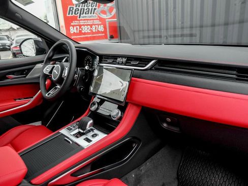 New 2026 Jaguar F-PACE R-Dynamic S image 21