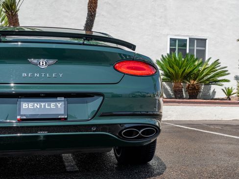 Used 2023 Bentley Continental GT V8 image 37