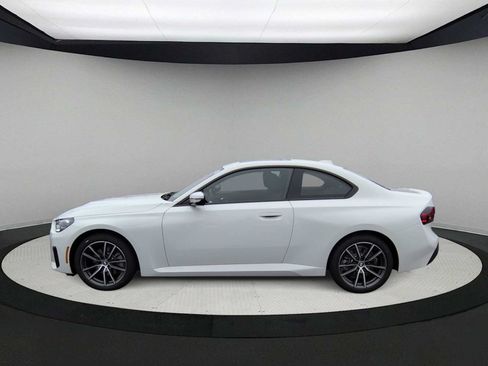 Used 2026 BMW 230i xDrive Coupe w/ Convenience Package AWD/4WD image 5