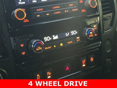Used 2023 Nissan Titan PRO-4X w/ Pro-4x Convenience Package image 21