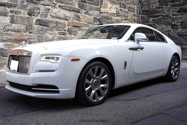 Used 2017 Rolls-Royce Wraith RWD image 14