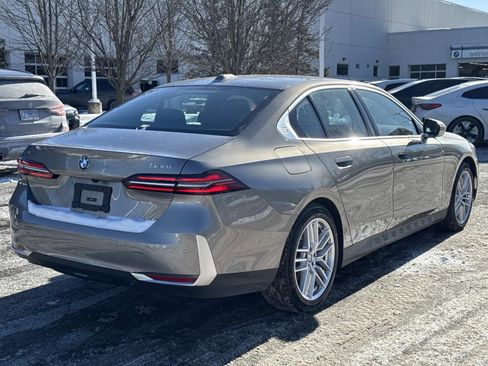 New 2025 BMW 530i xDrive AWD/4WD image 5