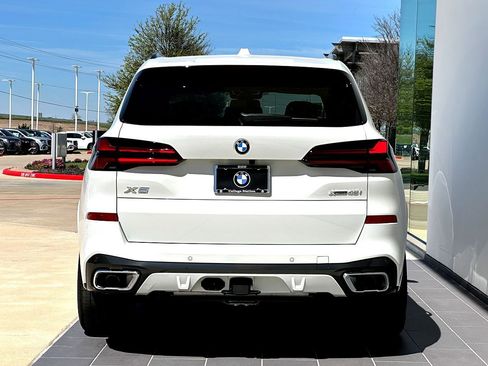 New 2026 BMW X5 xDrive40i w/ M Sport Package image 6