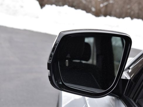 Used 2024 Jeep Grand Cherokee Altitude image 36