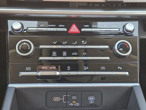 Certified 2026 Hyundai Santa Fe SE FWD image 18