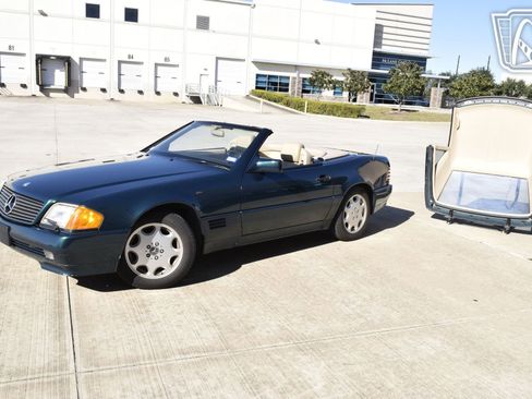 Used 1994 Mercedes-Benz SL 320 image 3