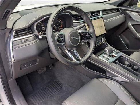 Used 2026 Jaguar F-PACE R-Dynamic S AWD/4WD image 3