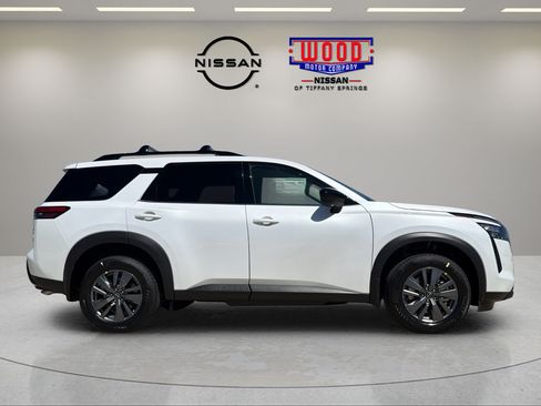 New 2026 Nissan Pathfinder SV AWD/4WD image 2