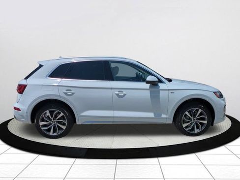 Used 2023 Audi Q5 2.0T Prestige w/ Prestige Package AWD/4WD image 2
