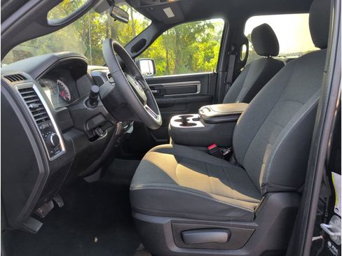 Used 2024 RAM 1500 Classic Warlock image 10