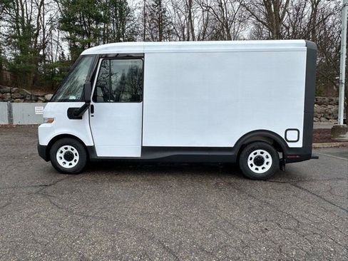 New 2025 Chevrolet Brightdrop 400 image 6