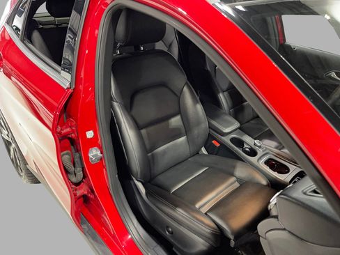 Used 2019 Mercedes-Benz GLA 250 w/ Convenience Package image 28